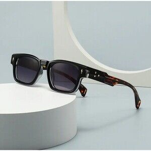 Fashion Retro Thick Square Frame Sunglasses for Men Women Ins Popular Vintage